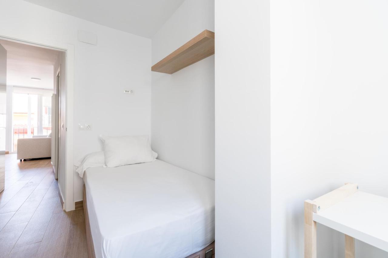 Апартаменты Holi-Rent Pureza Севилья Экстерьер фото